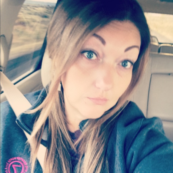 Meet your Posher, Jamie - Picture 2 of 5